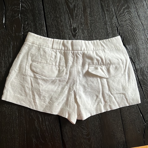 Theory classic linen blend soft white shorts sz 2 - Picture 8 of 12